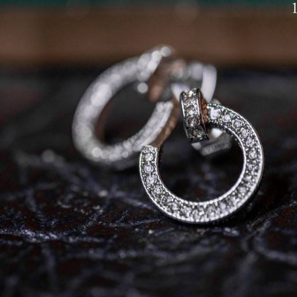 Vince Camuto Jewelry - VINCE CAMUTO Ayla Earrings Silver